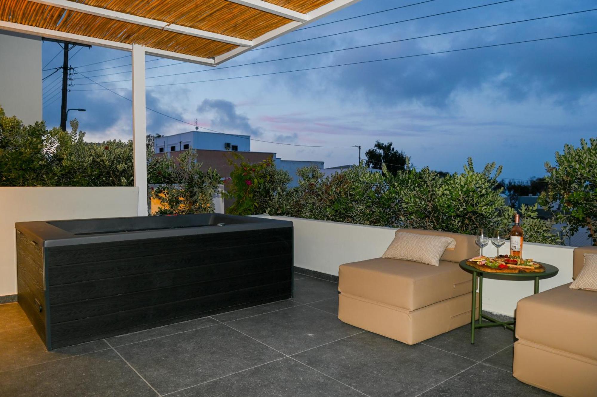 Center Villa Fira (Santorini)