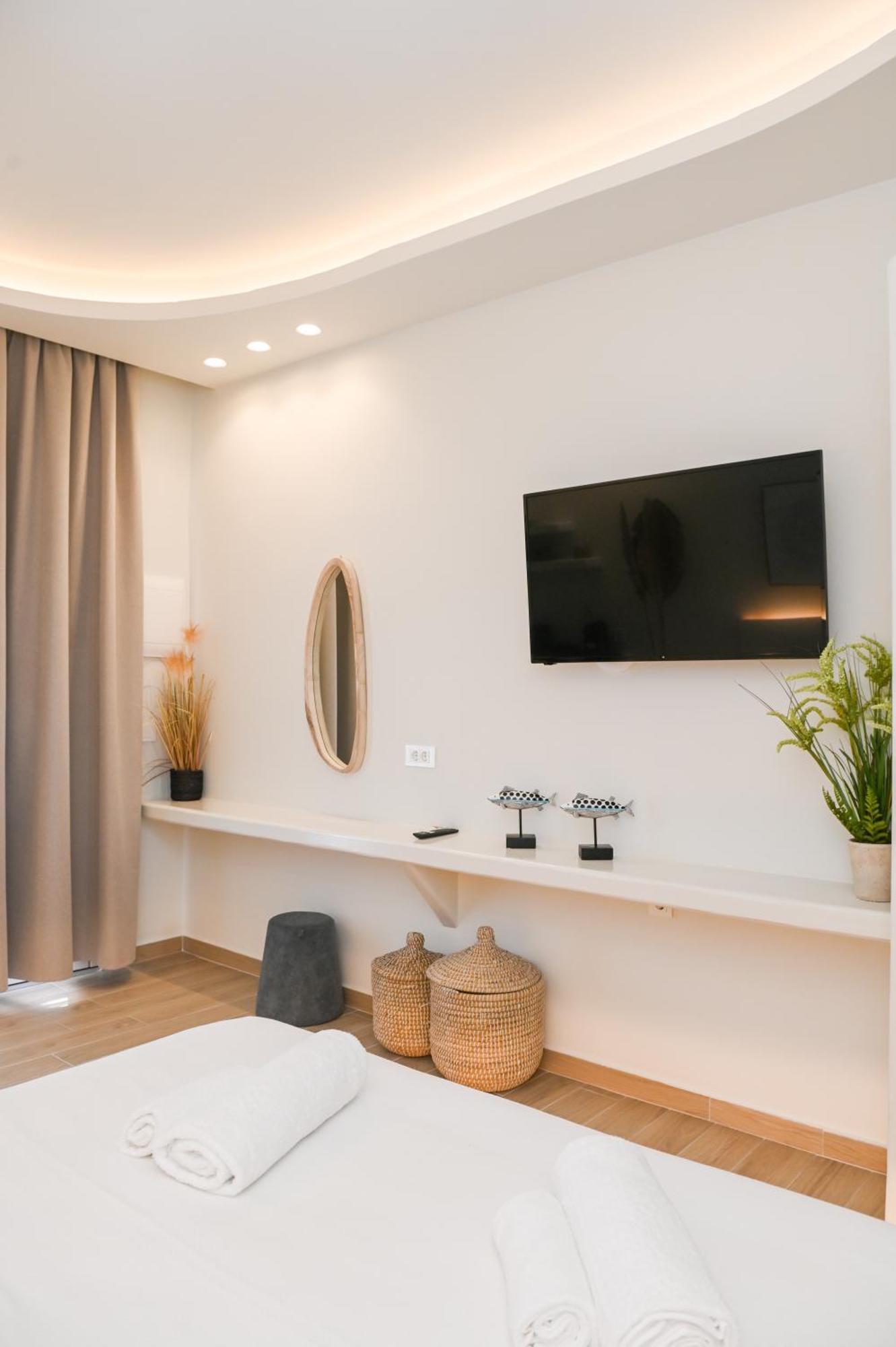 Villa Center Fira (Santorini)